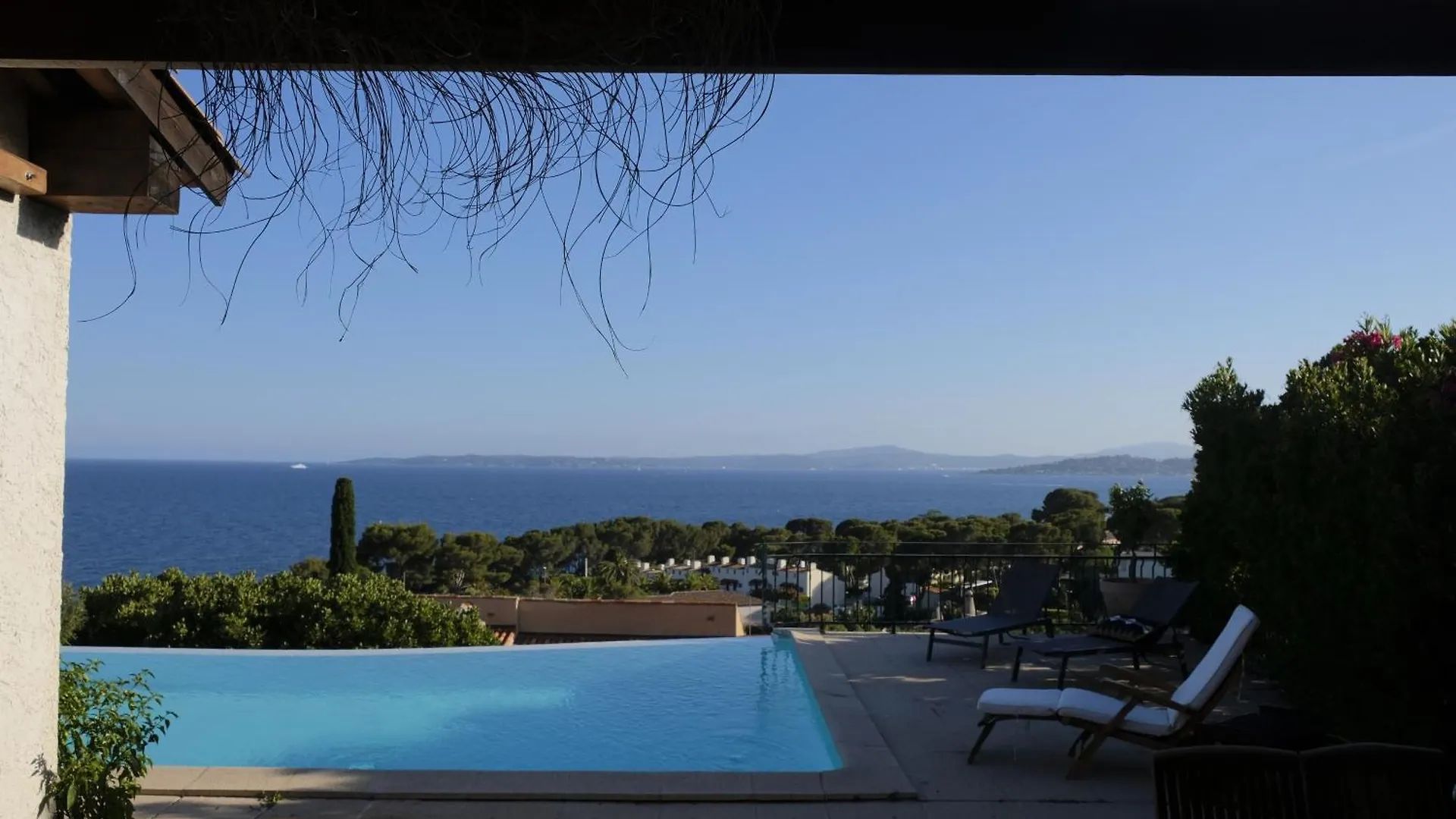 Maison Lumio Les Issambres Bed & Breakfast